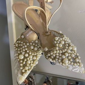 Desdemona Vintage Style Chic pumps